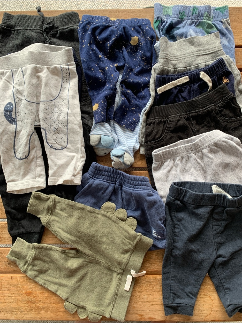 EUC Lot of 15 Infant Baby Bottoms Pants Shorts Footed Size Newborn-3 months